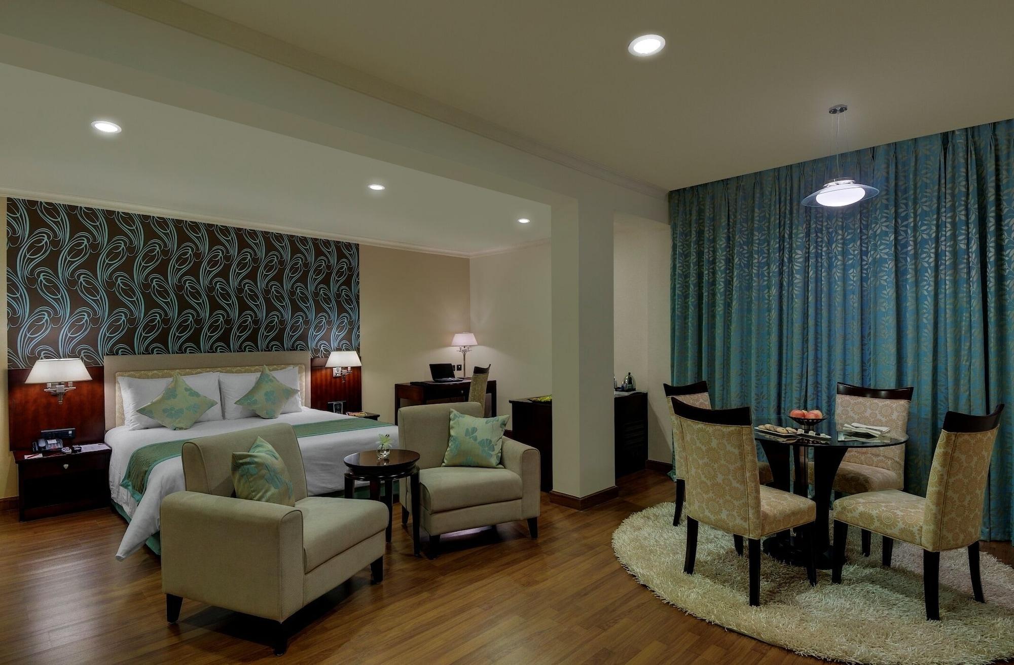 Royalton Hyderabad Abids Hotell Rum bild